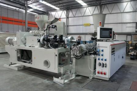 3 HMG extruders.jpg